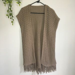 🔴 Women’s Boutique Brown Tan Sweater Shrug Vest Chevron pattern fringe one size